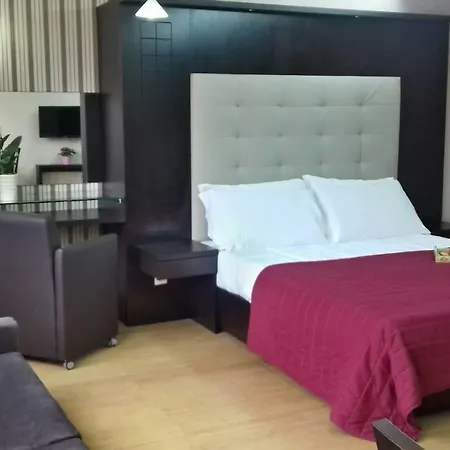 Ajax City Hotel