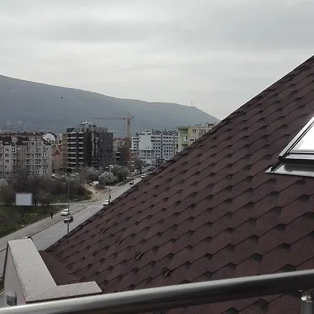 Ajax City Hotel